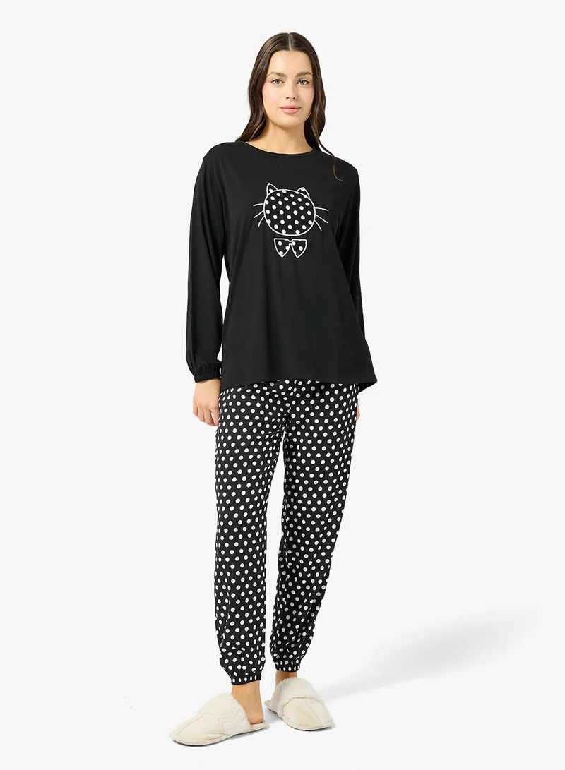 Ginger Graphic T-shirt & Pyjama Set